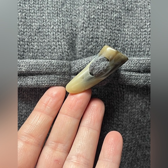 Ralph Lauren Gray Hooded Toggle Vest - Picture 4 of 10